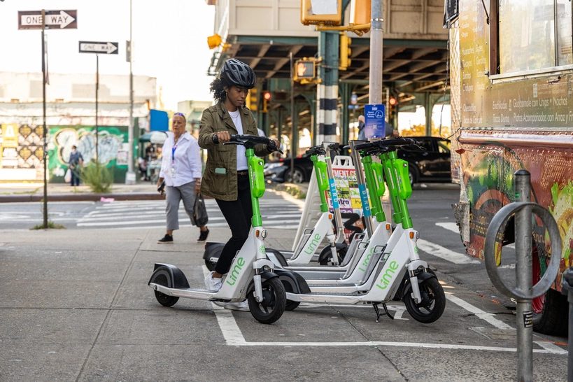 A kid rent a scooter in nyc